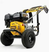 DEWALT HEAVY DUTY GAS PRESSURE WASHER 3300 PSI 2.4 GP